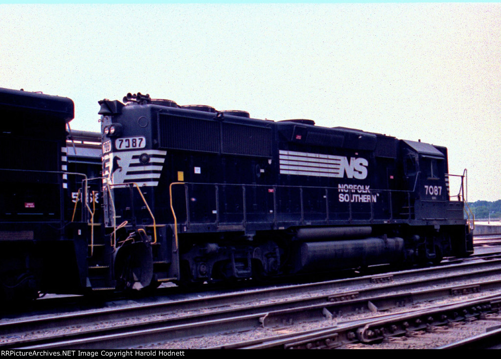 NS 7087